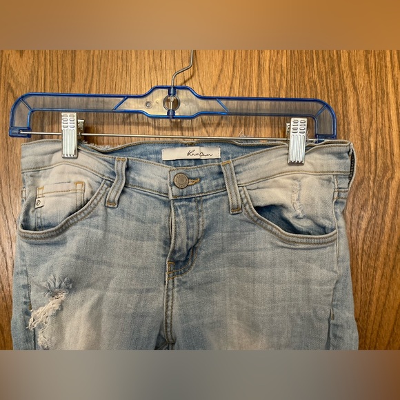 👚(bundle 4 items w/👚for $16) Distressed jeans by KanCan - Picture 7 of 9